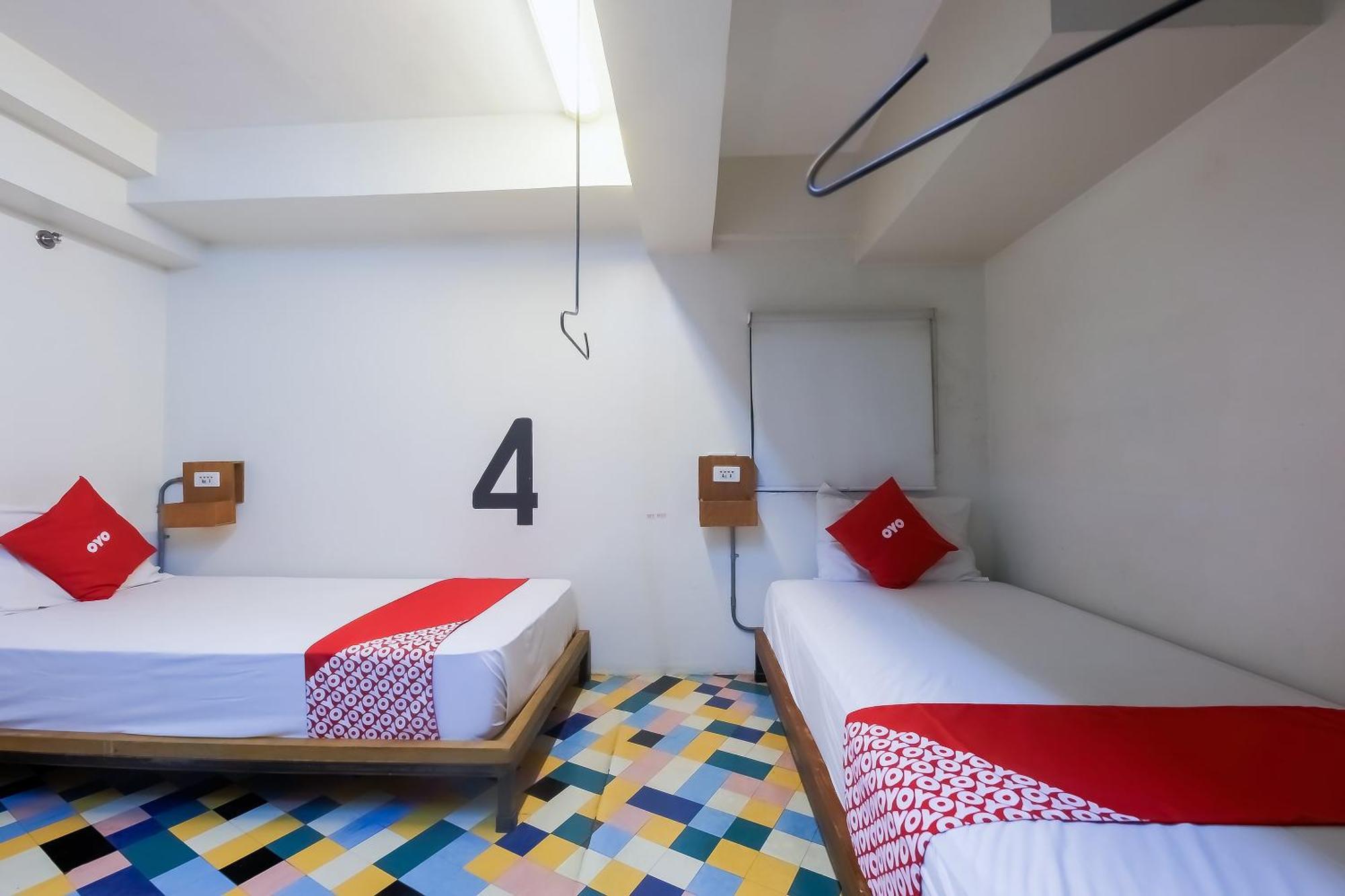 Spot On Junction Hostel 马卡蒂 外观 照片