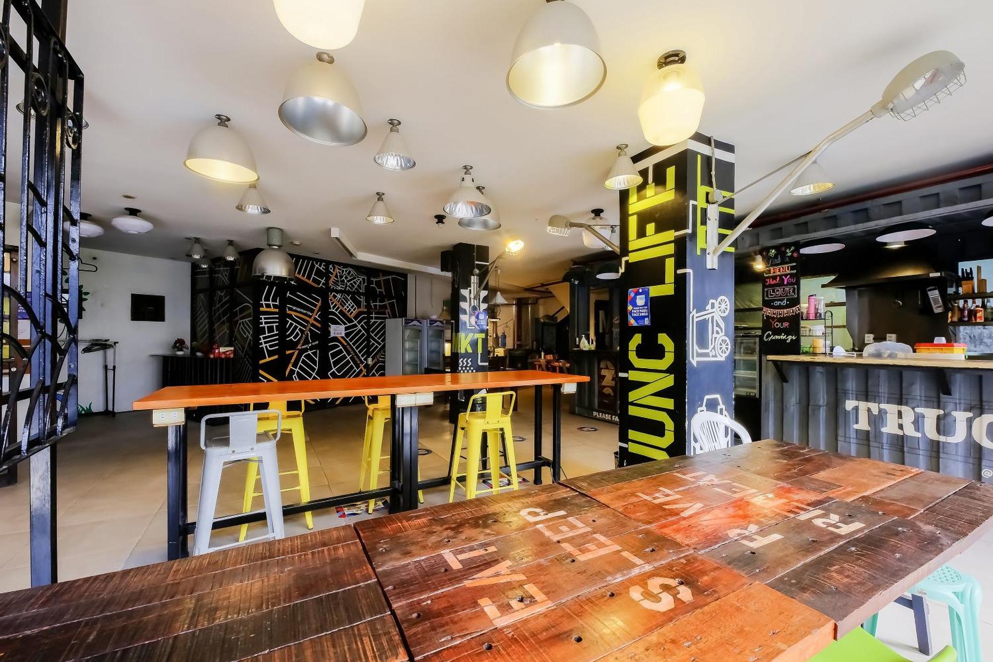 Spot On Junction Hostel 马卡蒂 外观 照片