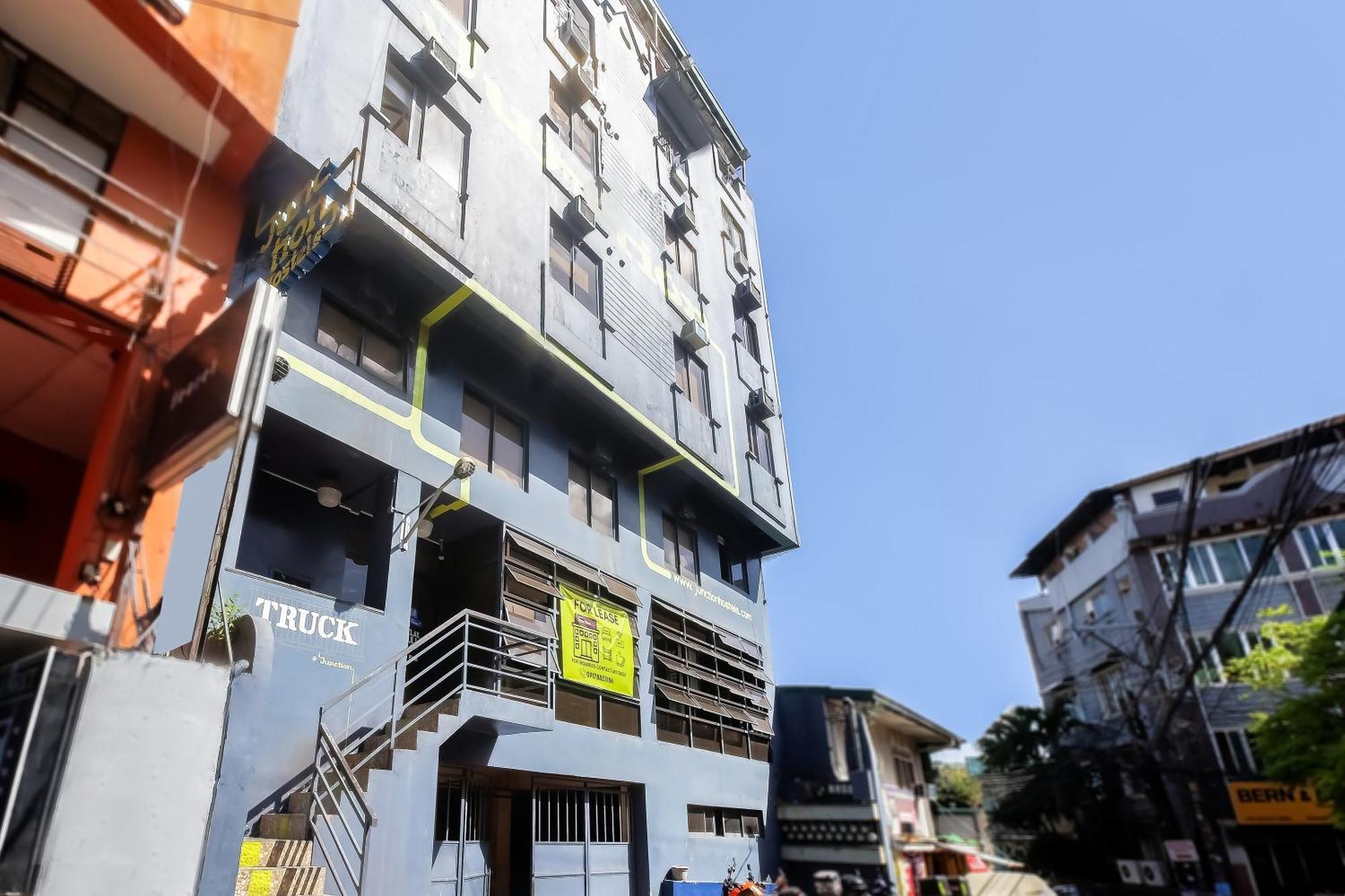 Spot On Junction Hostel 马卡蒂 外观 照片